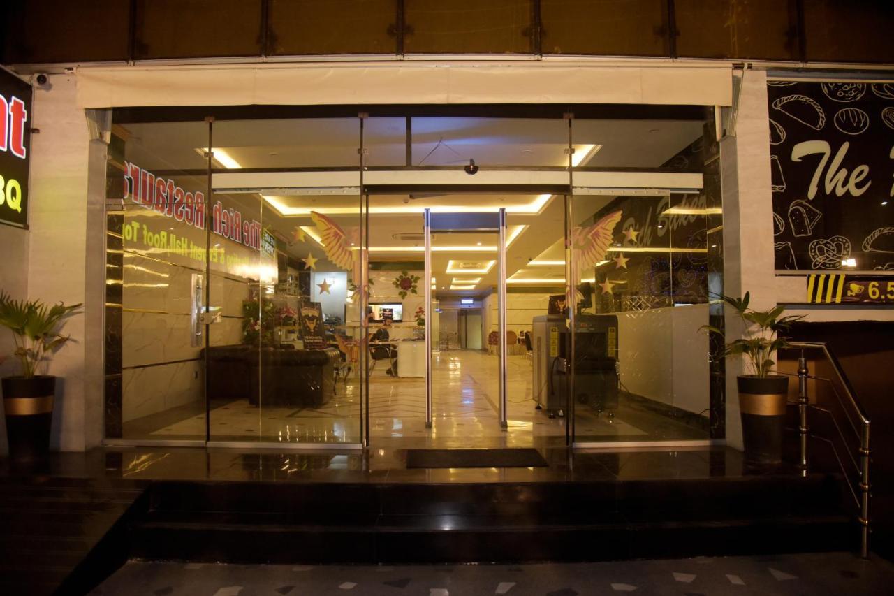 The Rich Hotel & Apartments Lahore Eksteriør billede