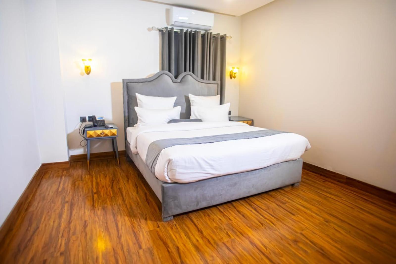 The Rich Hotel & Apartments Lahore Eksteriør billede
